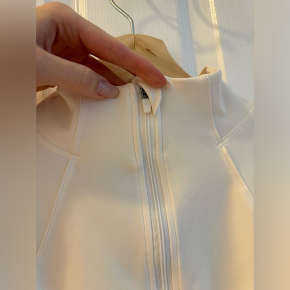 NWT Yogalicious Lux Crosstrain Half Zip Cropped Jacket - Picture 6 of 9
